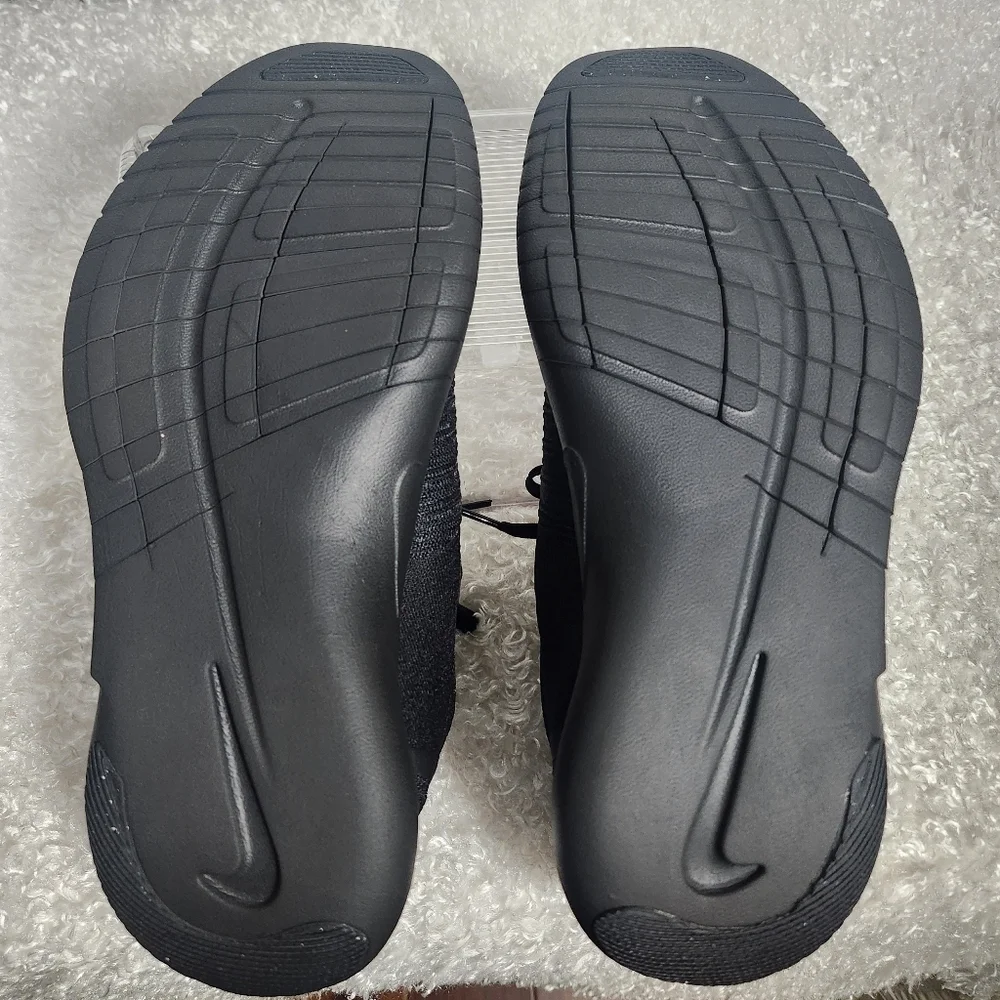 Nike Black Athletic Shoes with Sleek Design